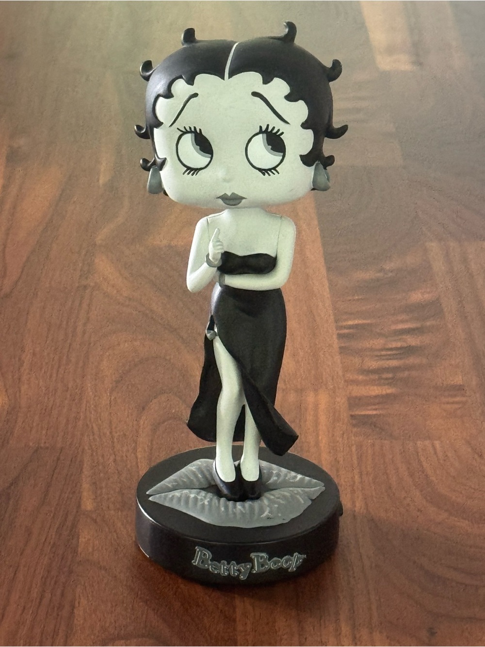 Vintage 2000 Funko Betty Boop Black and White Evening Gown Bobble Head 7 inches